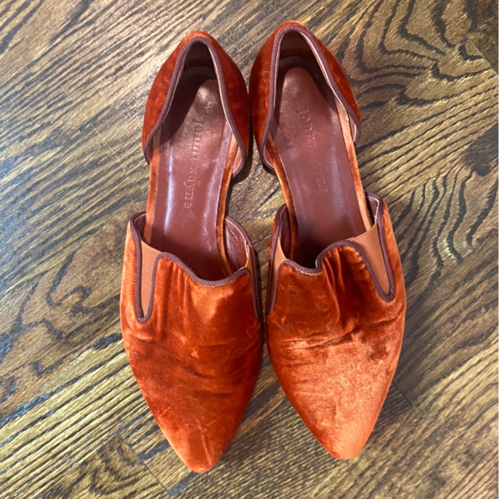 Jenni Kayne Velvety Burnt Orange Point Toe Flats